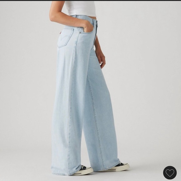 Levi's Women's baggy Jeans with tabs at waist - Picture 2 of 15